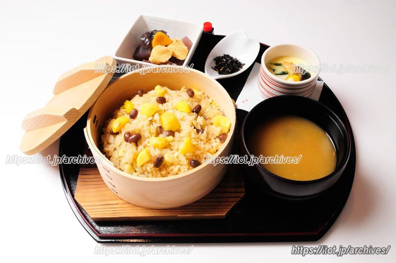 ミニあんみつとおこわセット