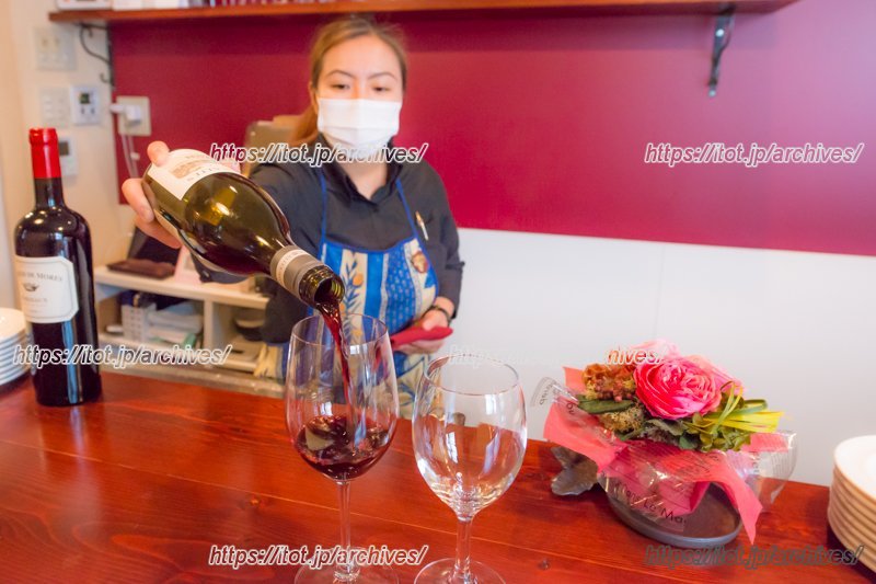 様々な種類のワインが味わえる