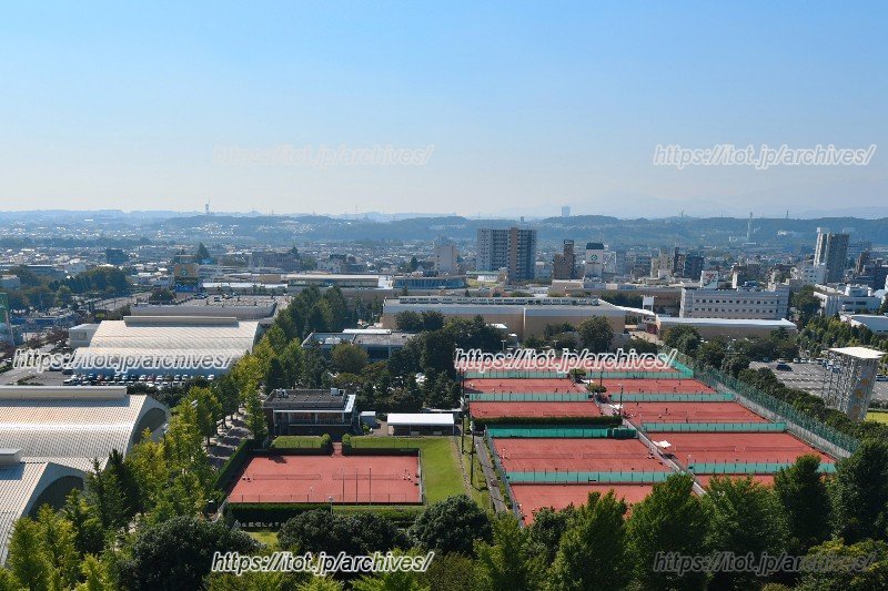 日本でも有数の規模を誇る「昭和の森テニスセンター」