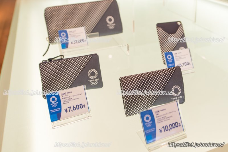 「東京オリンピック」とのコラボ商品も並ぶ