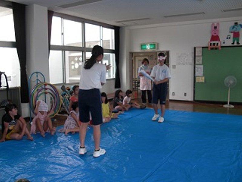 「スイカ割り大会」