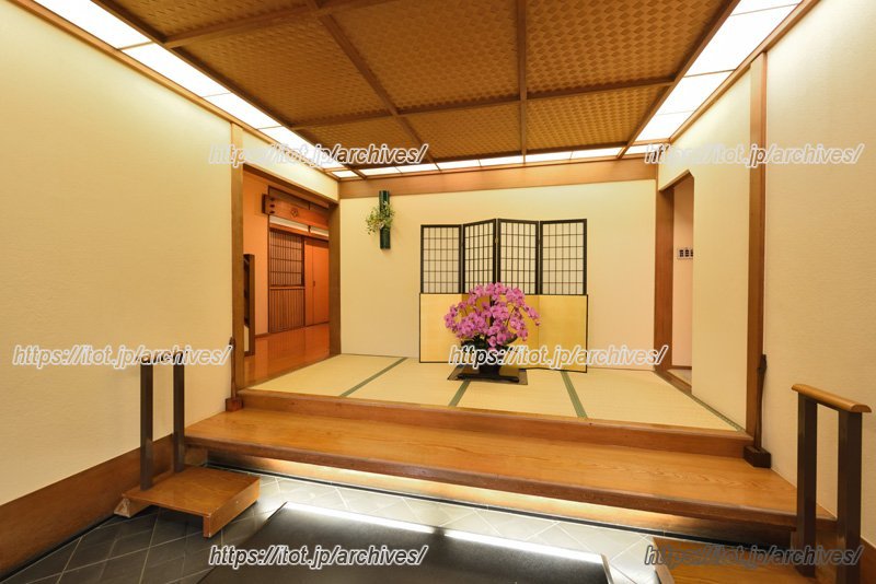 素敵な和の空間を演出するエントランス