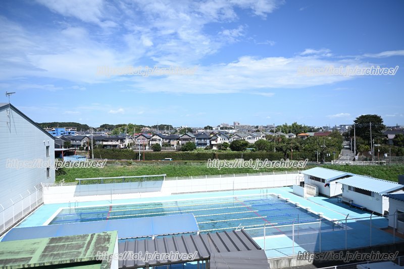 併設されているプール