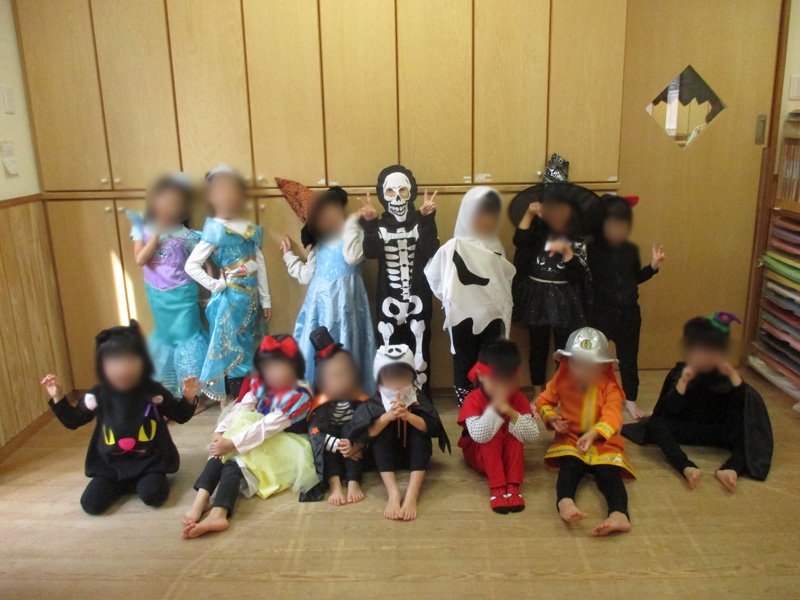 街を練り歩いて盛り上がるハロウィンイベント