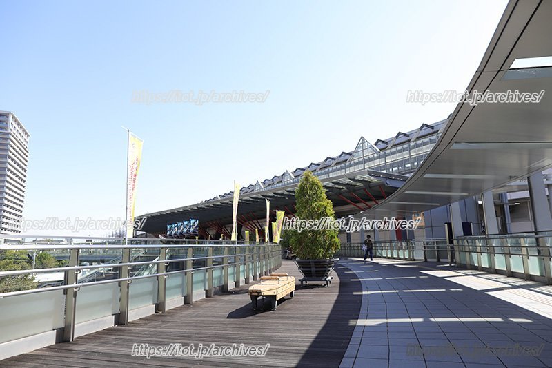 岐阜駅北エリアの歩行者用デッキ