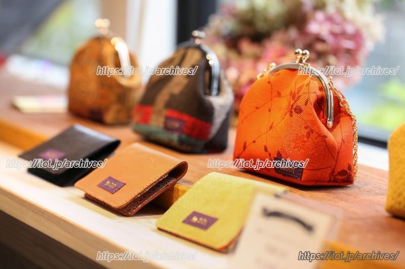 この日も作家さんの作品が置かれていた