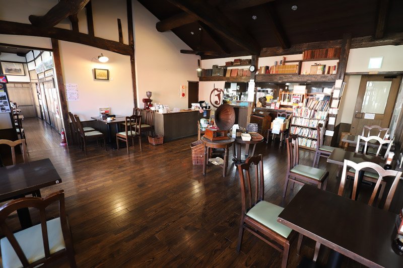 ゆるやかに時間が流れる店内