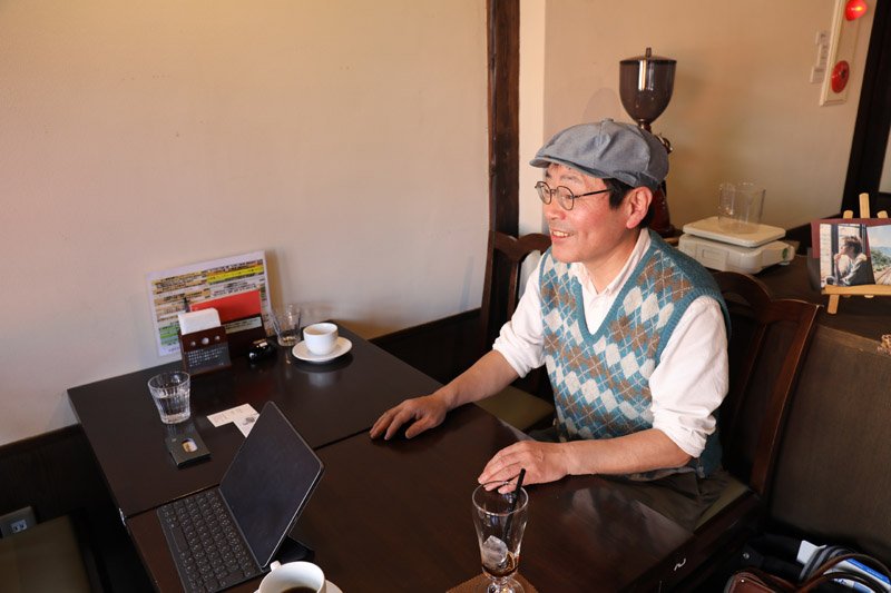 長﨑次郎喫茶室の長﨑圭作さん
