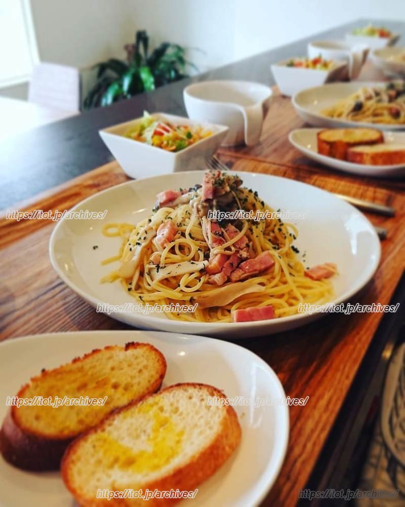 ベーコンときのこのバター醤油パスタ