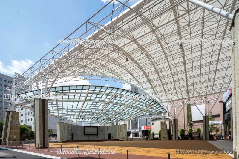 様々なイベントも行われるオリオンスクエア(オリオン市民広場)