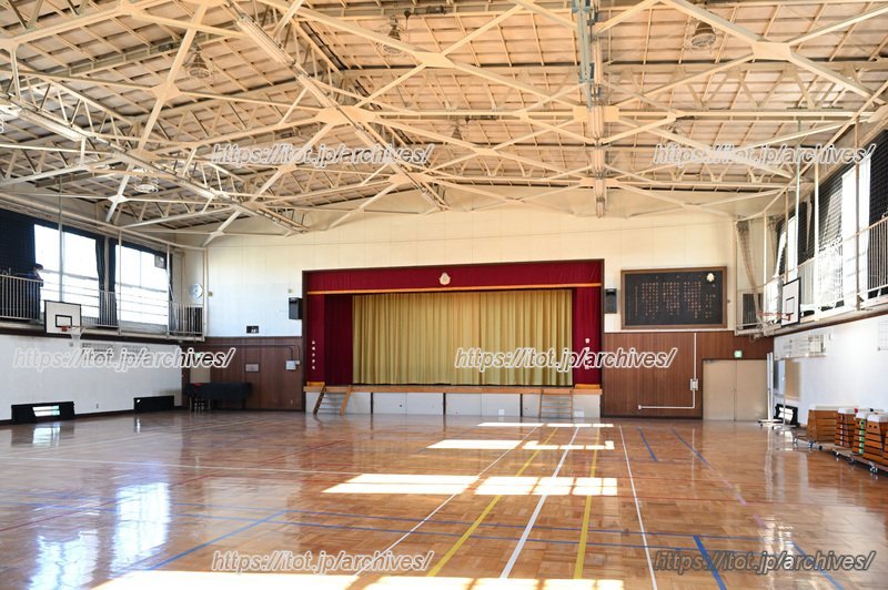 広々とした体育館