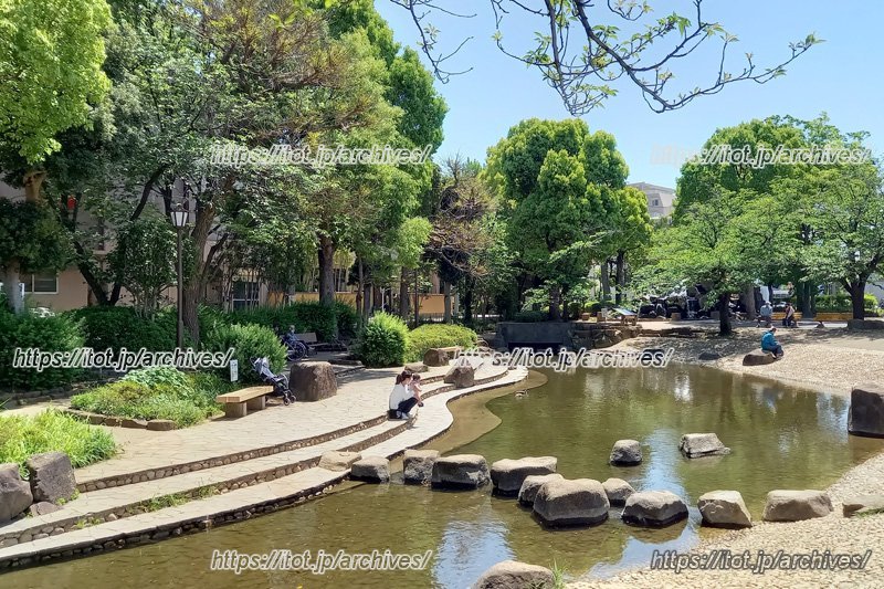 小松川境川親水公園