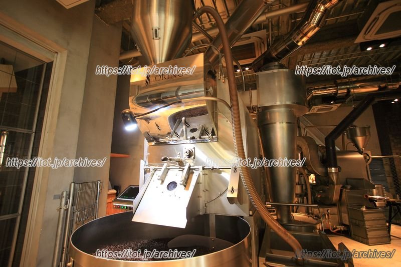 焙煎機をそなえたロースタリー