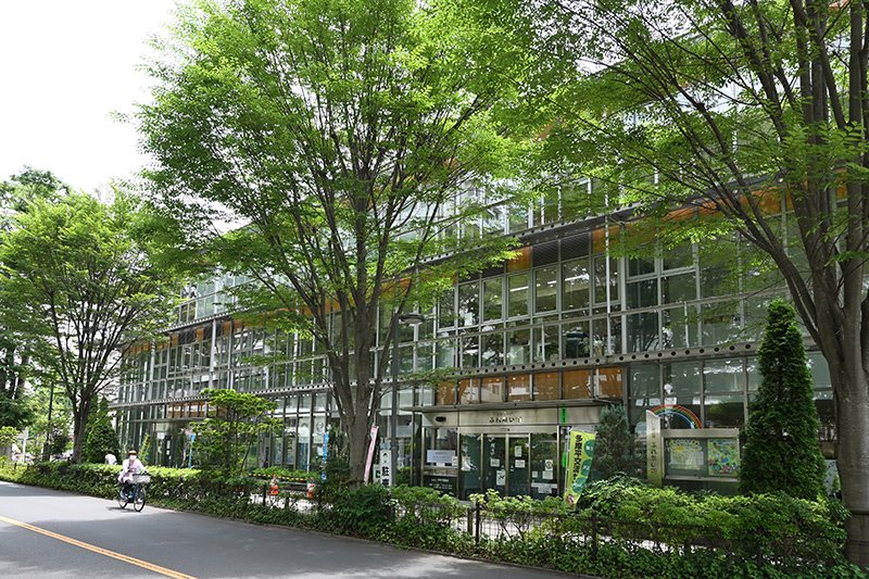 子育てサポートも充実している「多摩平の森ふれあい館」