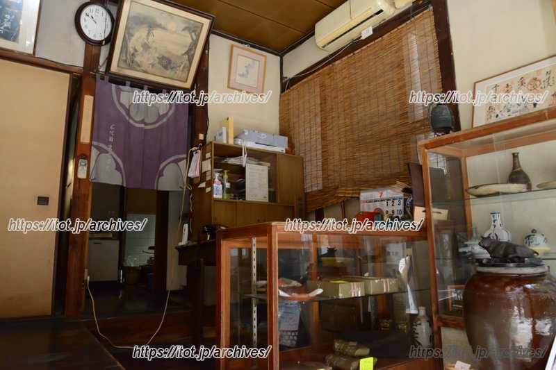 街のコミュニケーションの場にもなっている