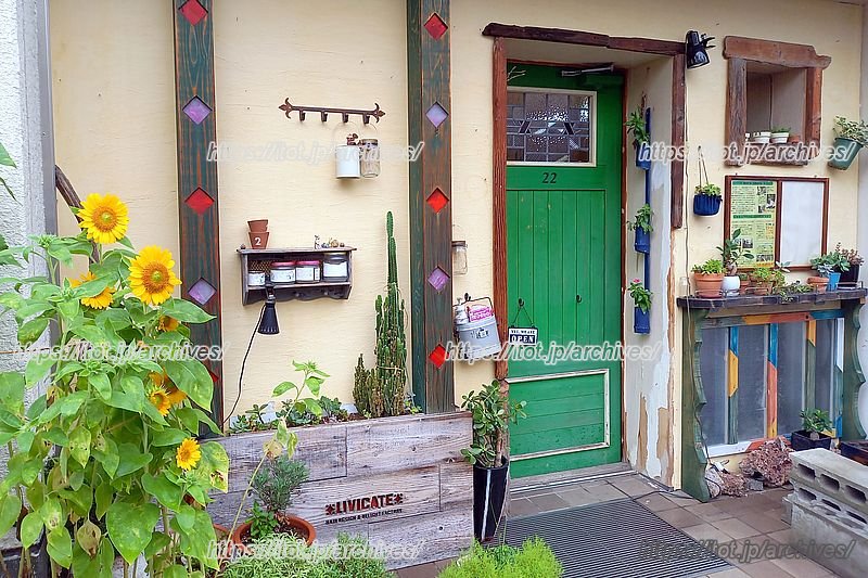 看板のない美容室「LIVICATE」