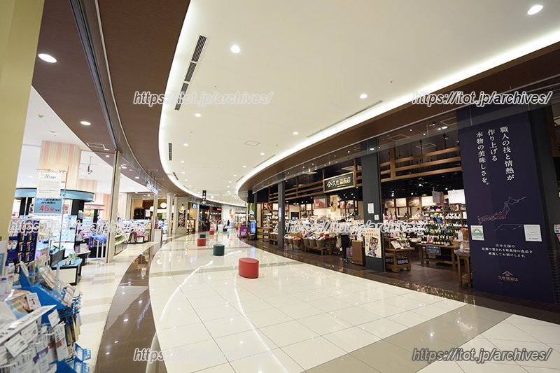 「みんなのおいしいが見つかるグルメフロア」がコンセプトの1階・自由通路