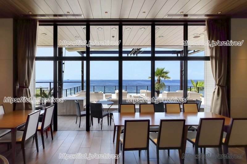 ザ・サーフ オーシャンテラス レストラン（写真提供：ザ・サーフ オーシャンテラス）