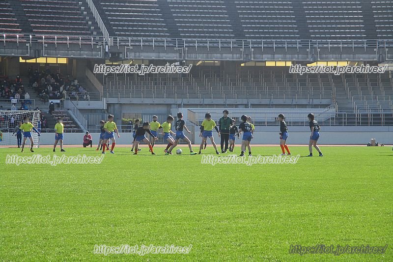 「開校150周年記念スポーツフェスティバル」で行われたサッカー大会