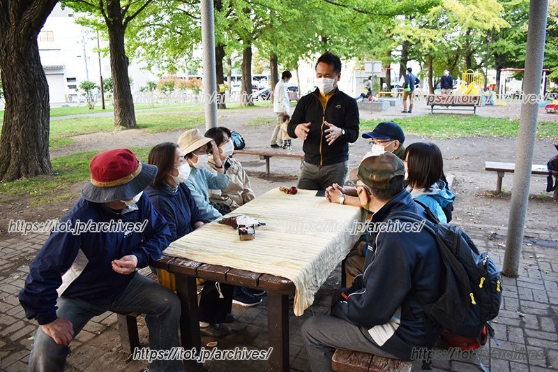 あそびば桑園実施後の振り返りの様子