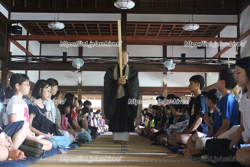 坐禅を体験できる「建長寺合宿」