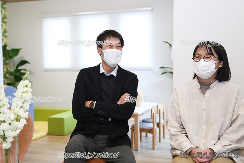 株式会社市浦ハウジング&プランニング 大阪支店 計画室長・プロジェクトリーダーの森田恭平さん（左）と 計画室の松本友惟さん（右）