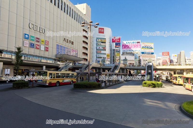 八王子駅前