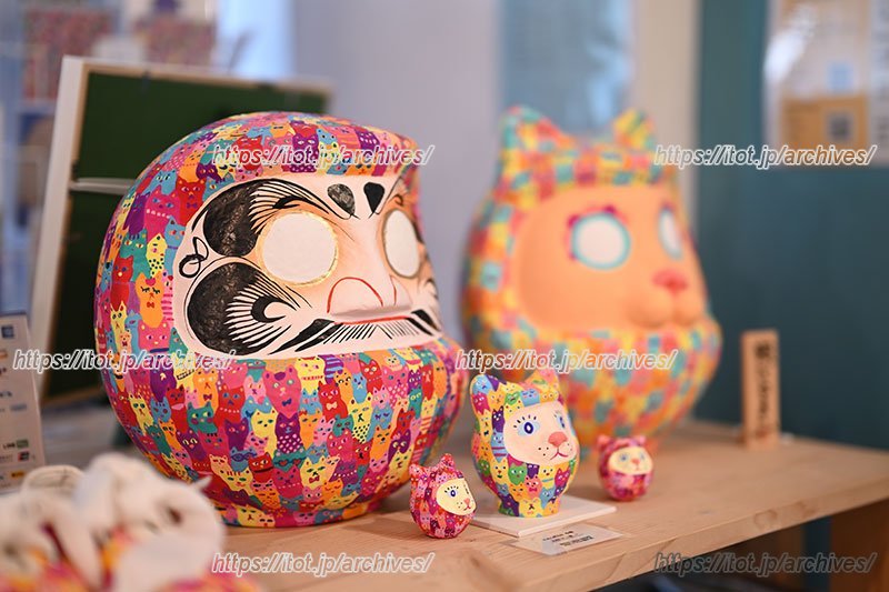 ai sayamaさんの世界観がダルマにも