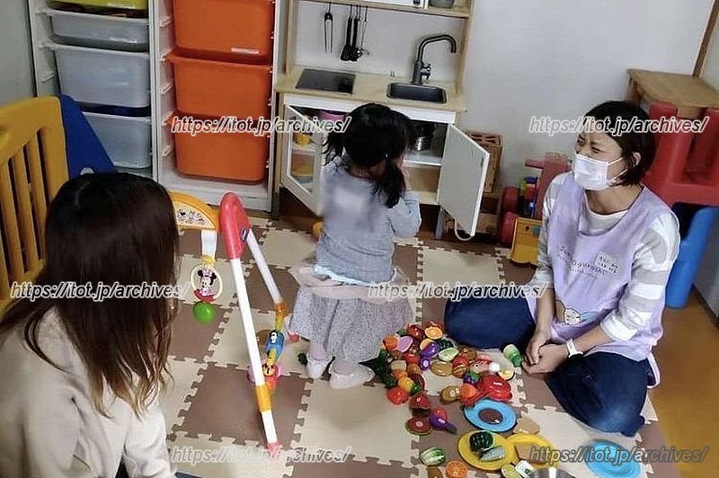 ママチャーリーズ主催の「おしゃべりひろば」 ©︎NPO法人ママチャーリーズ