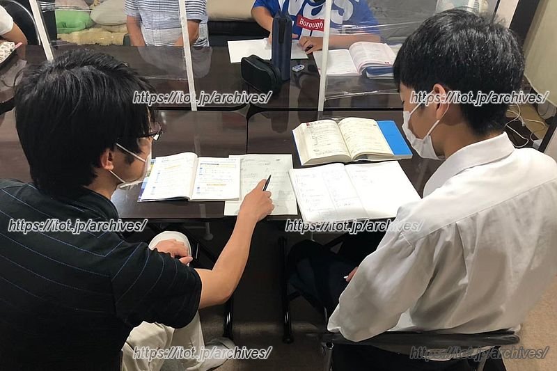 中学生が安心して過ごせる居場所「てらこや」 ©︎NPO法人ママチャーリーズ