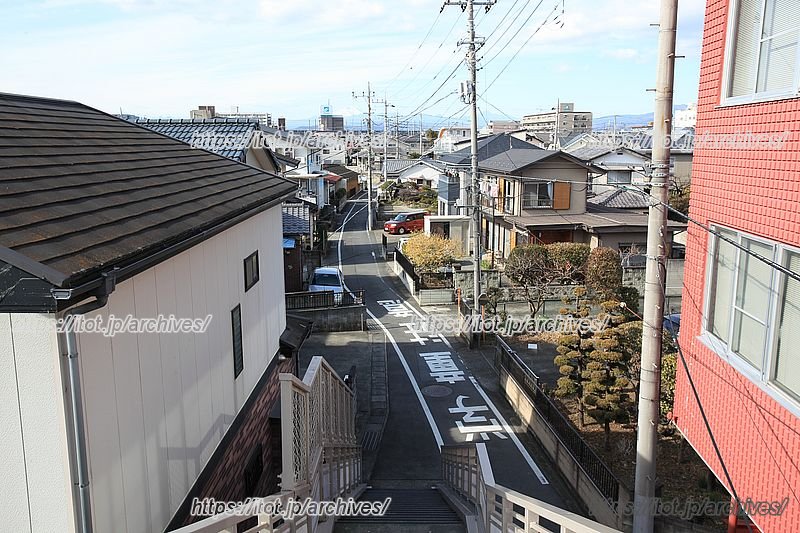 子どもたちの通学路安全パトロールを地域全体で行っている