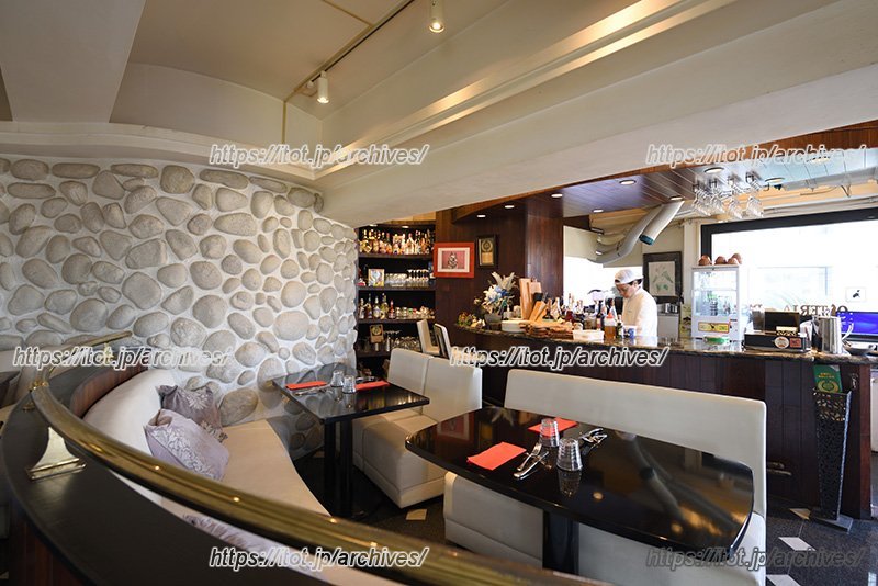 高級感を感じる店内で、リーズナブルなお料理を楽しめる