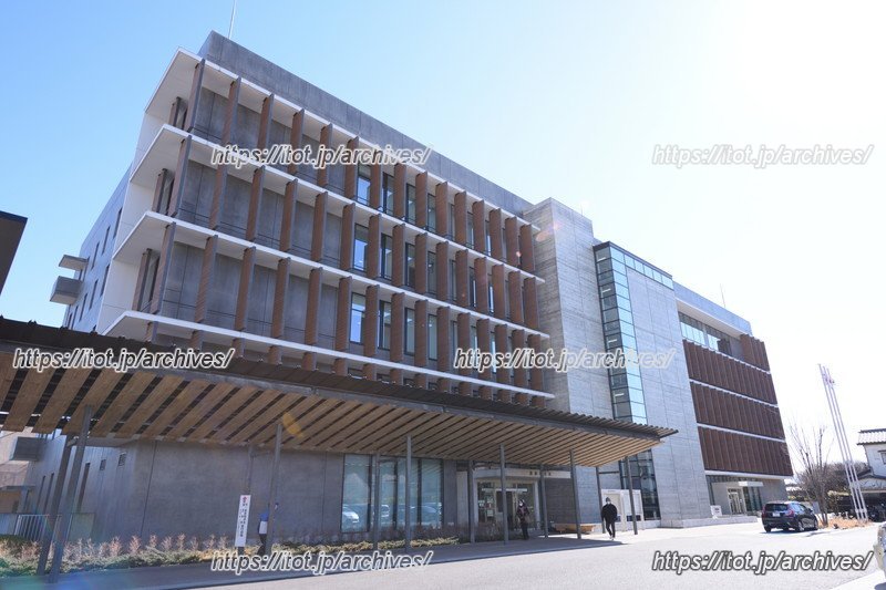 2018(平成30)年に完成した「新座市役所(本庁舎)」