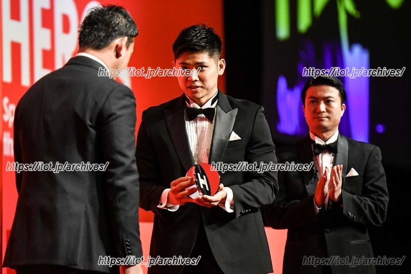 さまざまな社会課題に取り組むアスリートや団体に贈られる「HEROs AWARD」をB.LEAGUEチームとして初めて受賞