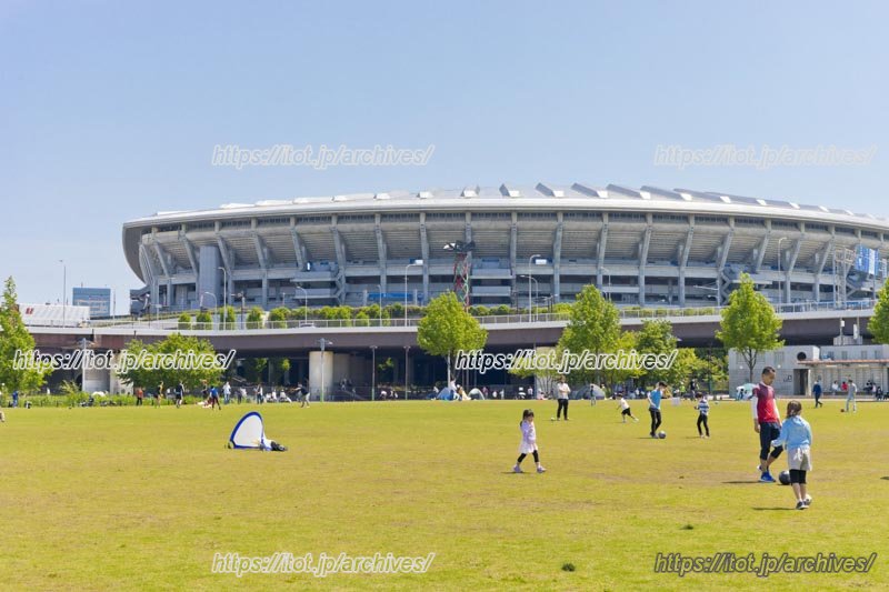 「日産スタジアム」を擁する「新横浜公園」 
