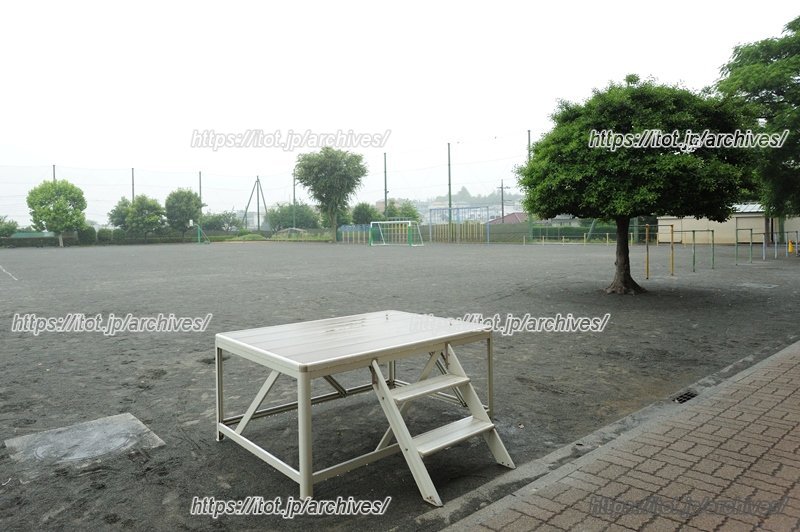 青葉区内でも有数の広さを誇る運動場