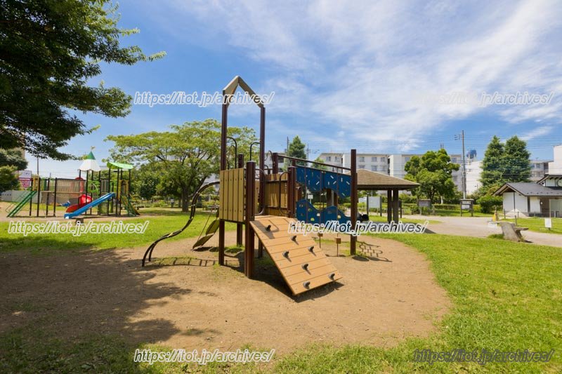 &ldquo;とんぼ池公園&rdquo;とも呼ばれている「前原公園」