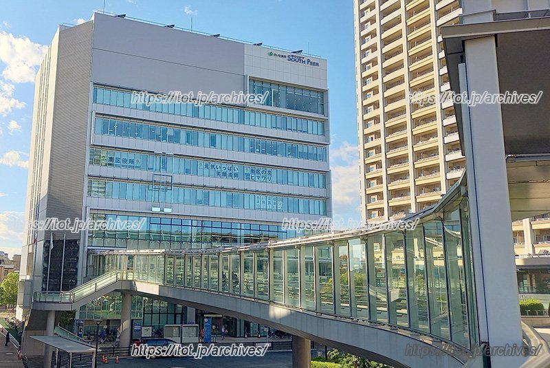 同施設が入るビルはJR「武蔵浦和」駅と連絡通路でつながっています