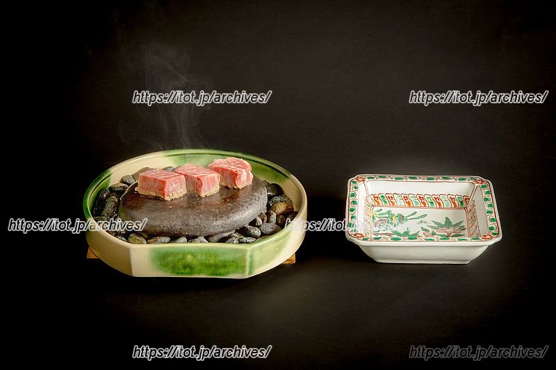 外国人にも親しまれる「河文」の料理　※写真提供：河文