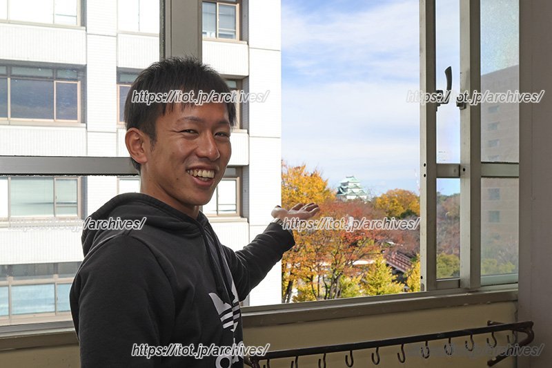 取材中、「校舎4階から名古屋城が見えます」と1年生の担任の先生が気さくに紹介してくれました