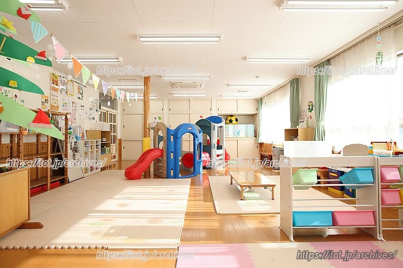 ワンフロアで広々した室内