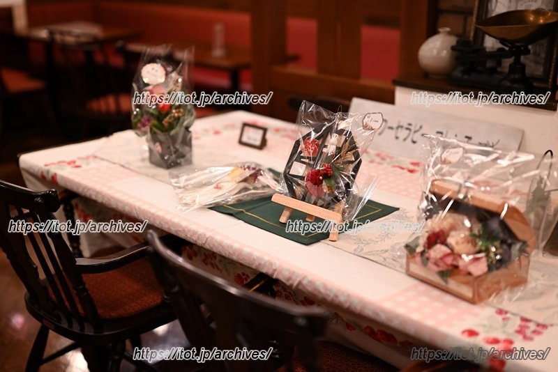 地域の方々の作品展示や発表の場としても活用されている