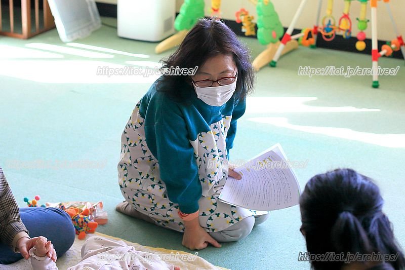 利用者の気持ちに寄り添いながらサポートするスタッフの皆さん