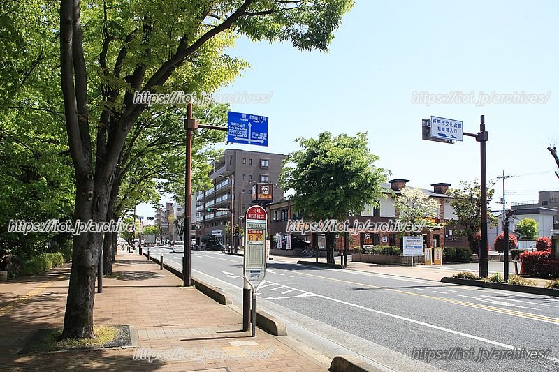 都心や郊外にアクセスしやすく水と緑に恵まれたまち