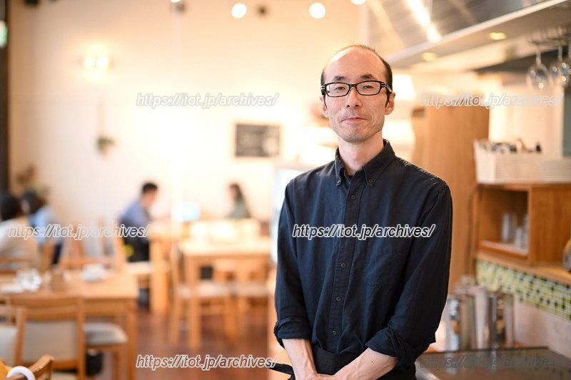 ガラス張りの店内に笑顔が集う、清澄白河のオーガニックカフェ／L.S Cafe（エルエスカフェ）（東京都）