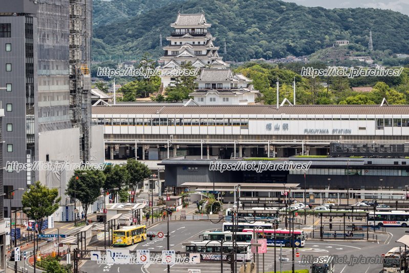 「福山」駅前の様子