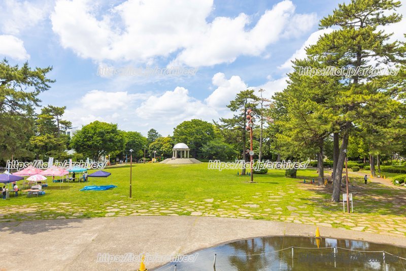 広場がある「相模大野中央公園」