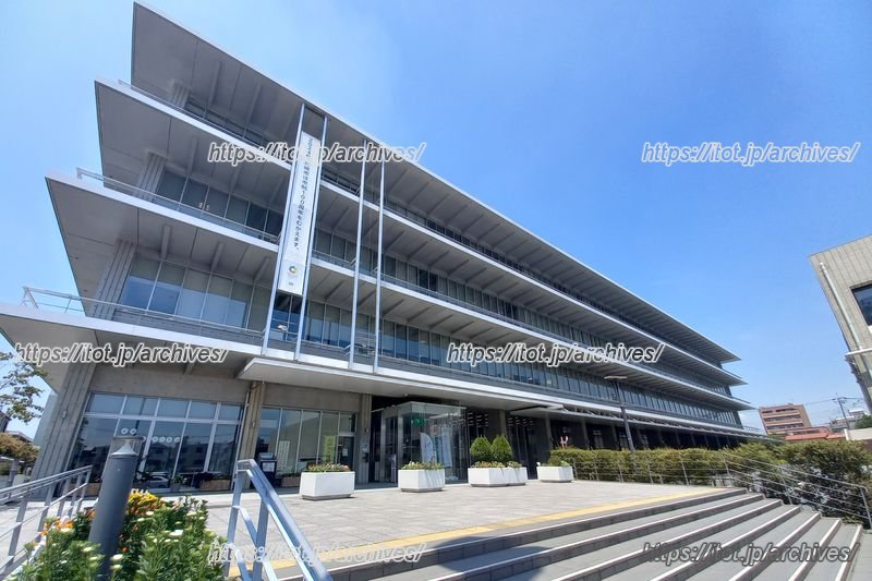 幸こども文化センターに隣接する幸区役所