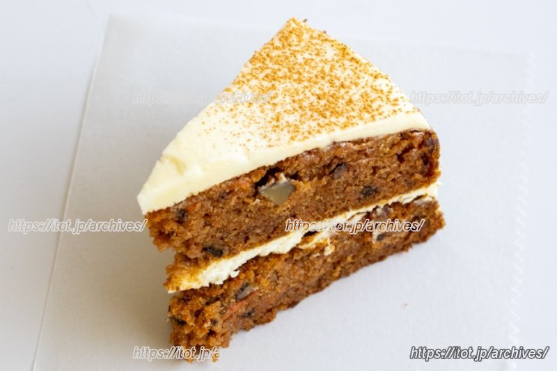 北海道・東北の有機米粉を使用している、自慢のキャロットケーキ