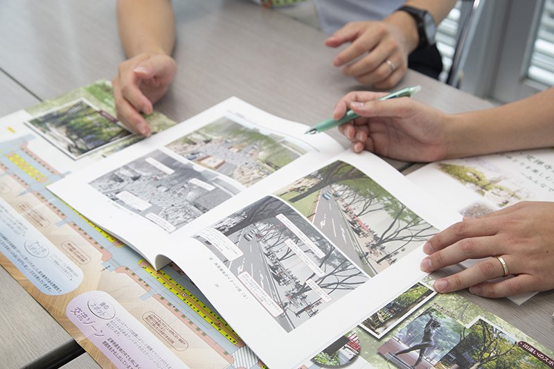 地域の意向や行政の関連計画などを踏まえた計画検討